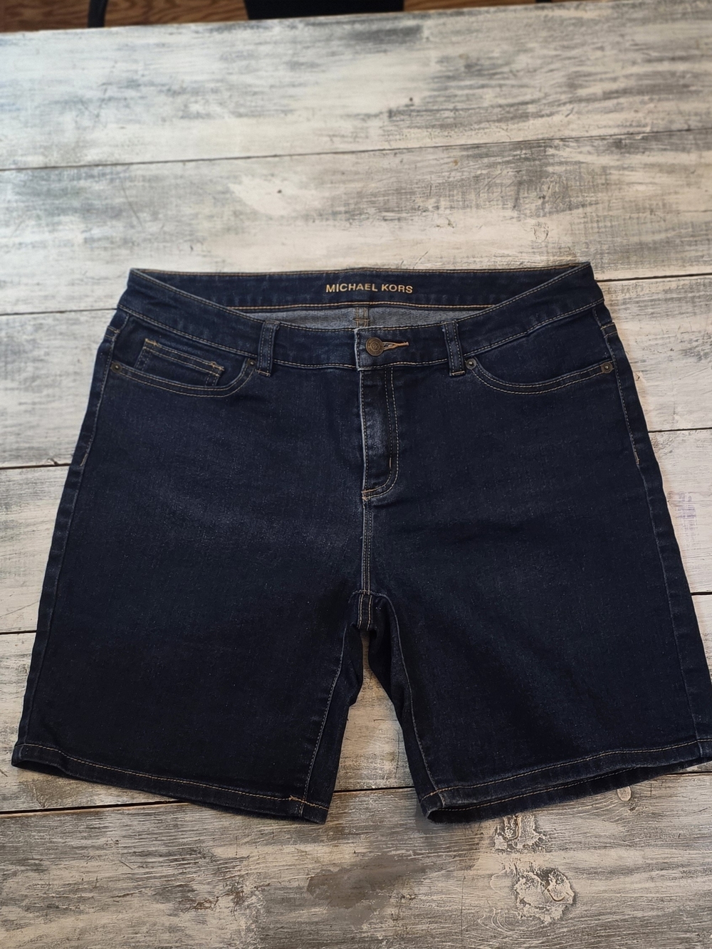 Michael Kors Women's Navy Stretch Denim Shorts sz 8